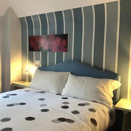 Apartment Mini Del Borgo Antico, Design Charm Centro *