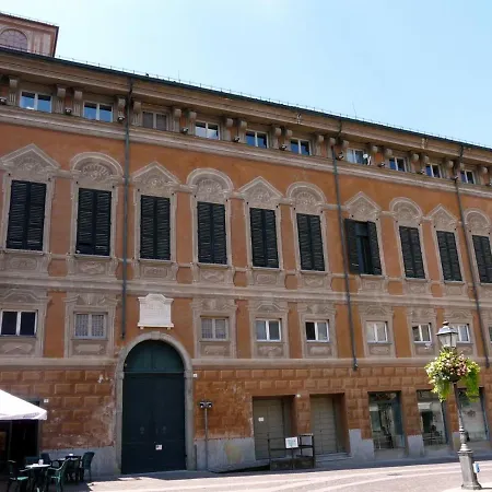 Mini Suite Del Borgo Antico - Design E Charm In Centro Нови-Лигуре